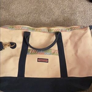 Vineyard Vines large weekender